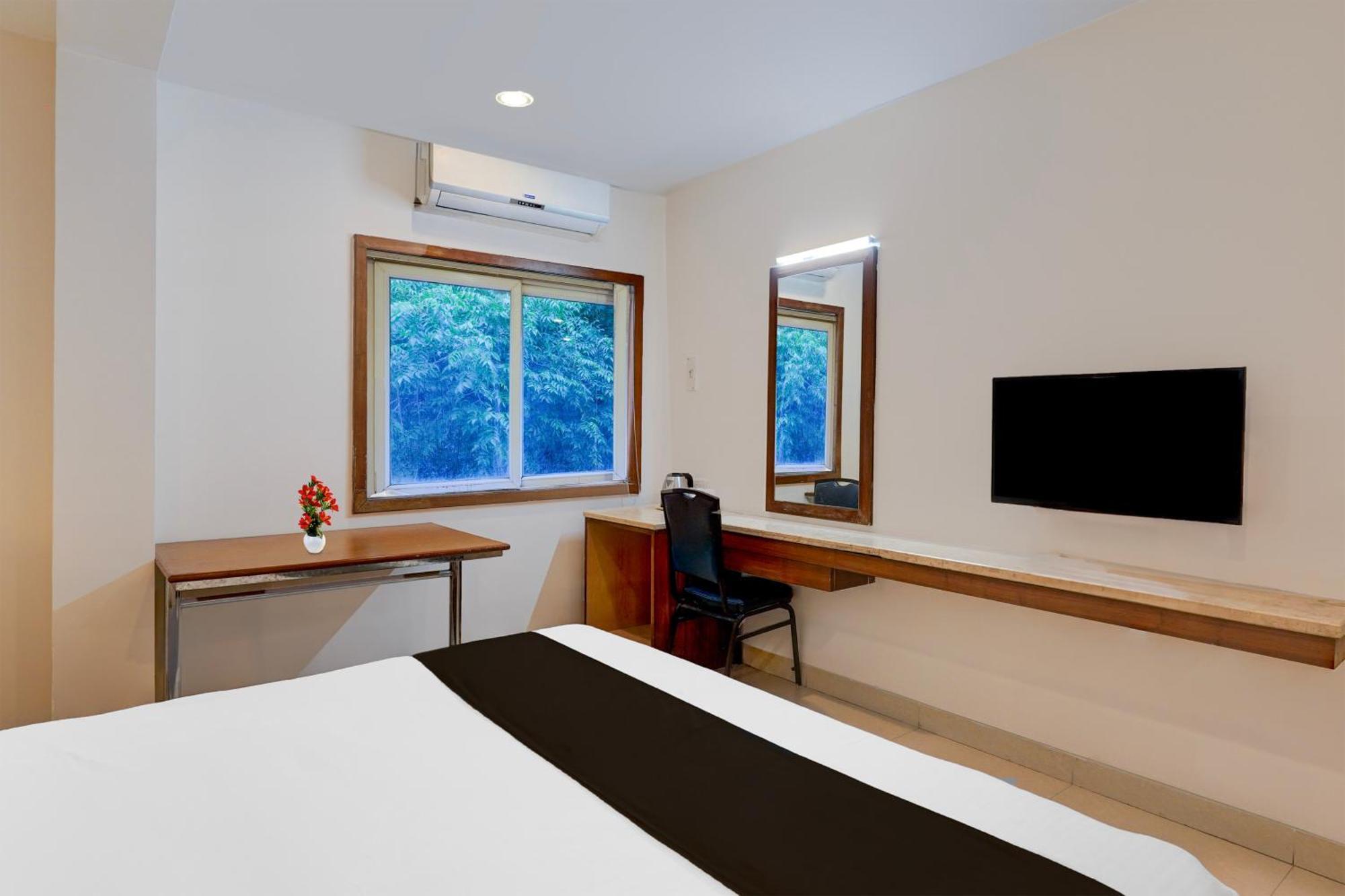 Super Townhouse Arcot Road Near Kauvery Hospital Chennai Esterno foto