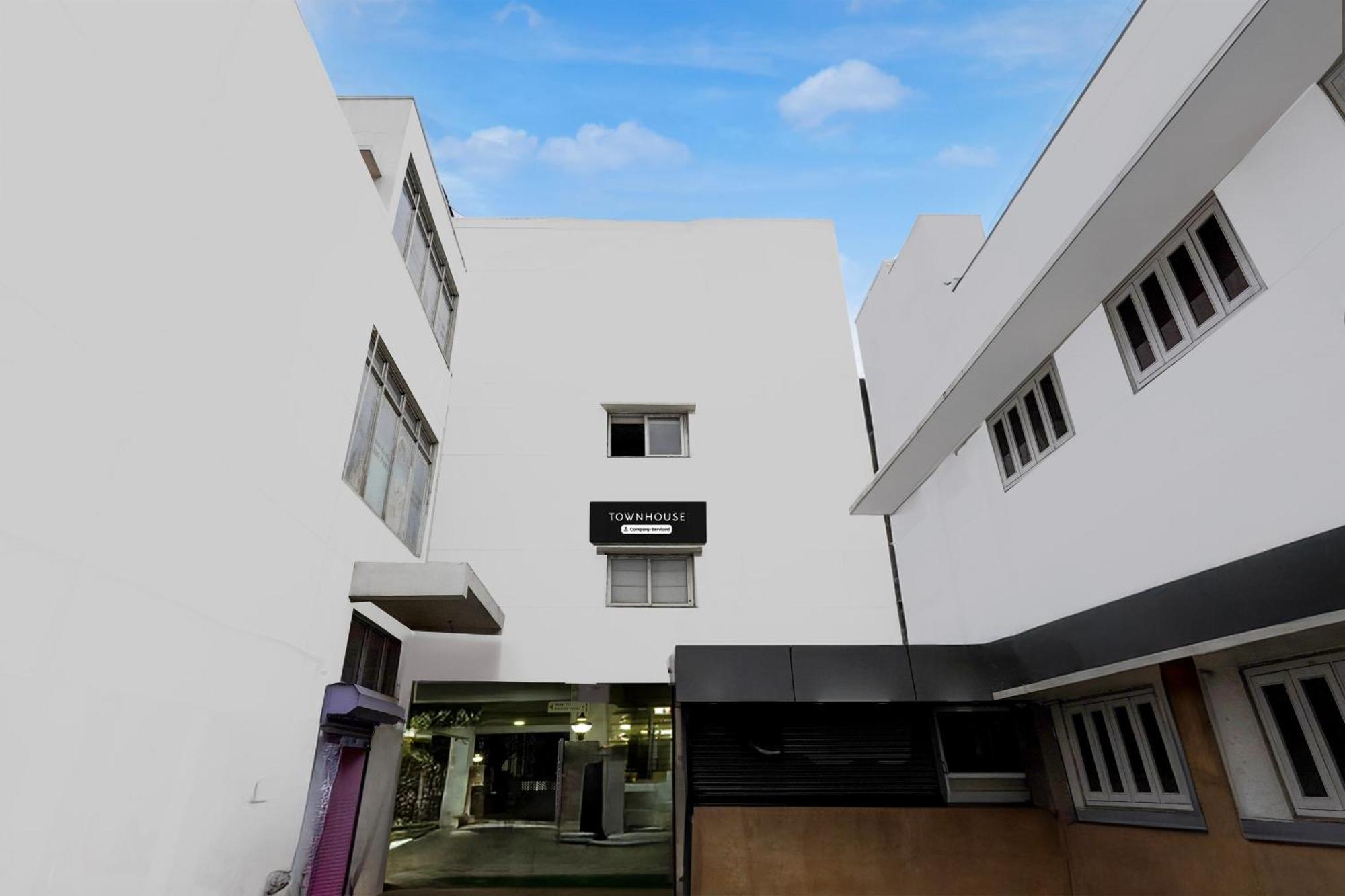 Super Townhouse Arcot Road Near Kauvery Hospital Chennai Esterno foto